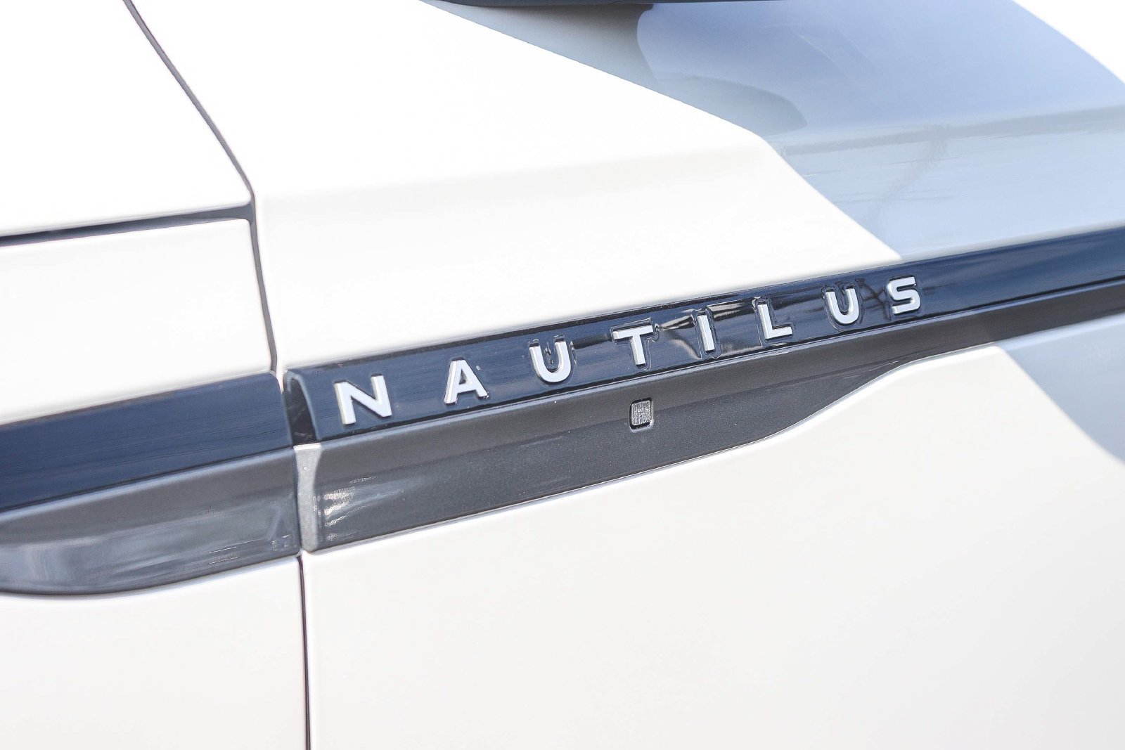 Used 2024 Lincoln Nautilus Black Label w/ Jet Appearance Package (87T) AWD/4WD image 12