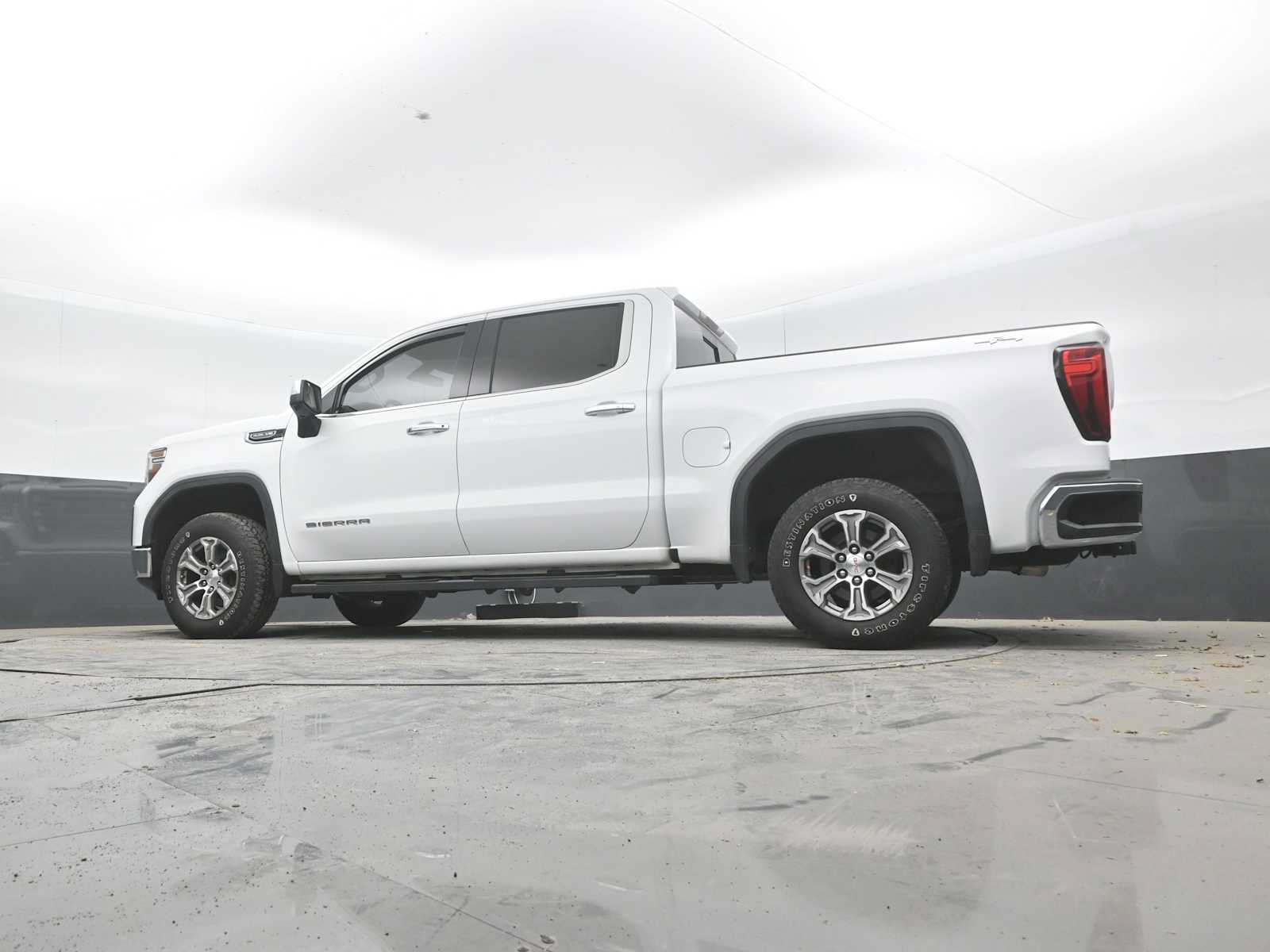 Used 2019 GMC Sierra 1500 SLT w/ SLT Convenience Package AWD/4WD image 24