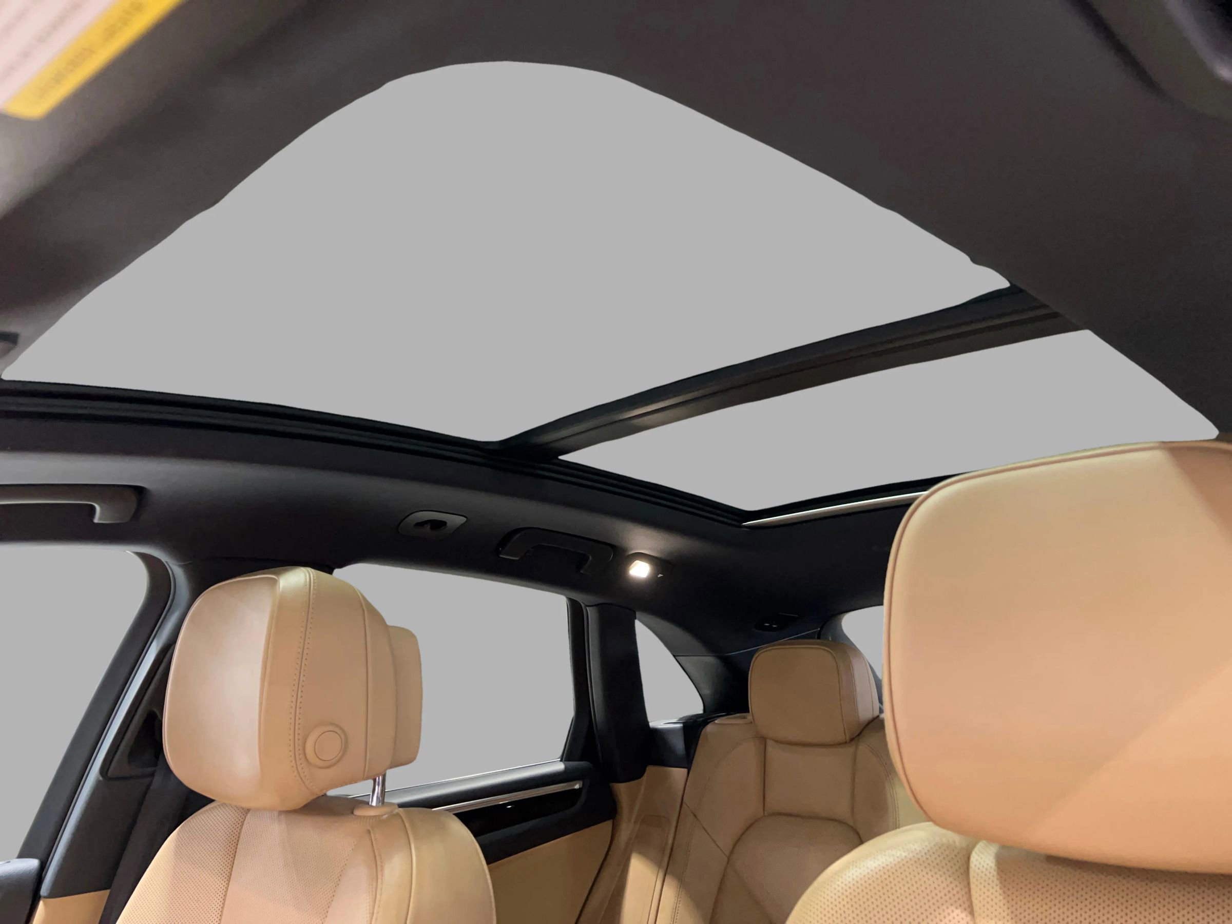 Used 2017 Porsche Macan S image 41