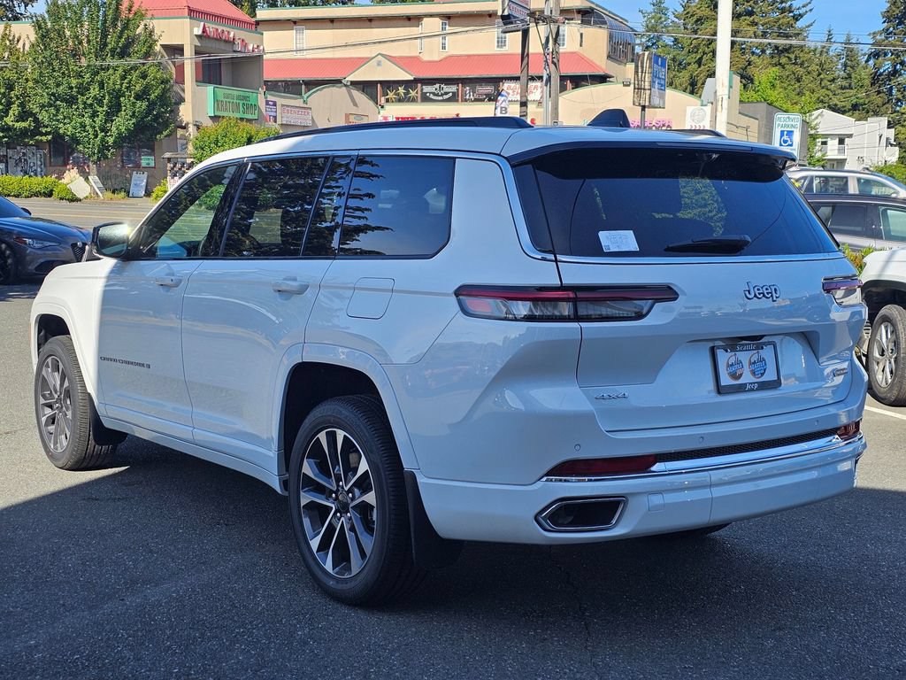 New 2024 Jeep Grand Cherokee L Overland w/ Advanced Protech Group III AWD/4WD image 6