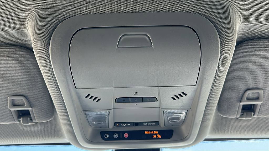 Used 2022 GMC Terrain SLT image 29