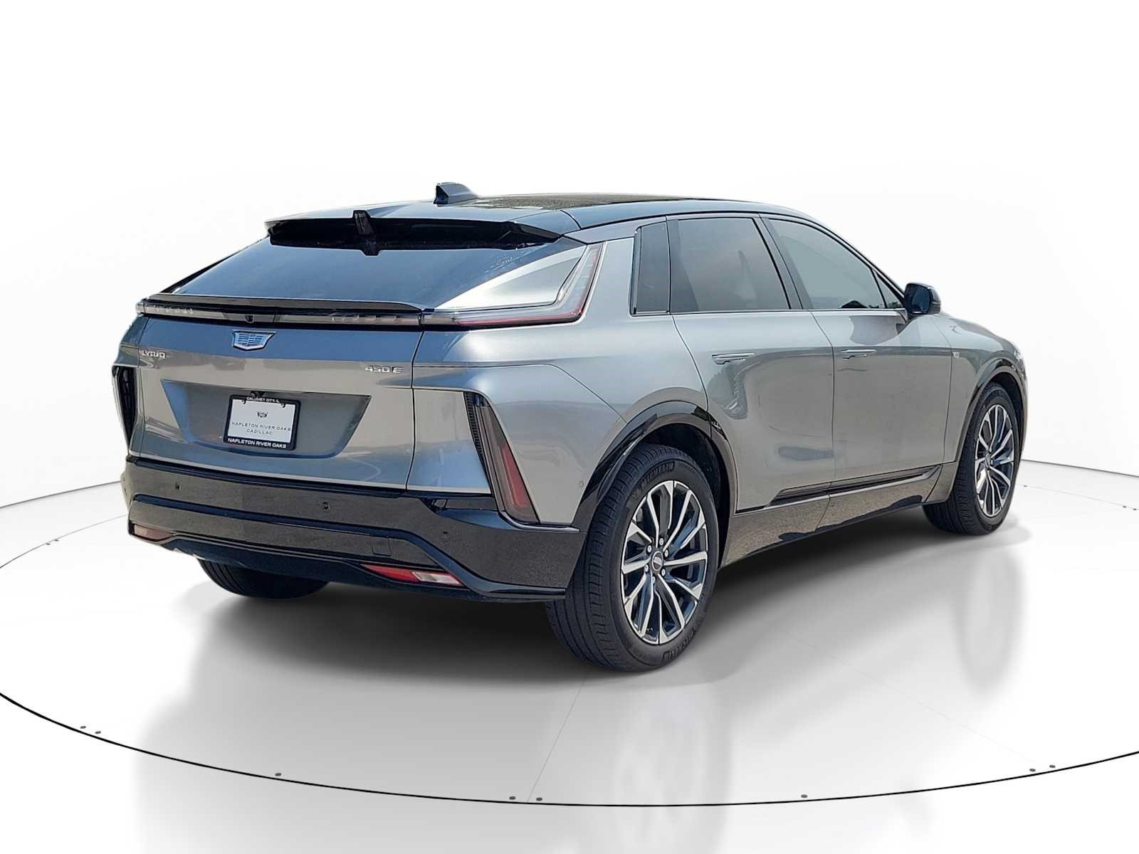Used 2024 Cadillac Lyriq Sport RWD image 3
