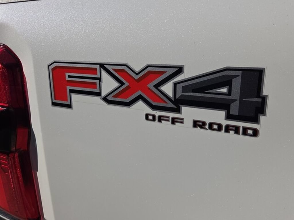 Used 2024 Ford F250 Platinum AWD/4WD image 18