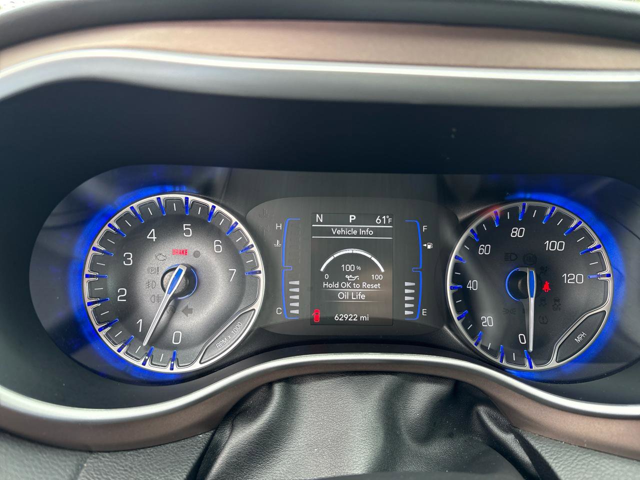 Used 2023 Chrysler Voyager LX FWD image 19