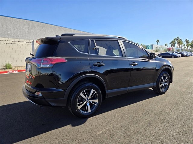 Certified 2018 Toyota RAV4 XLE image 4