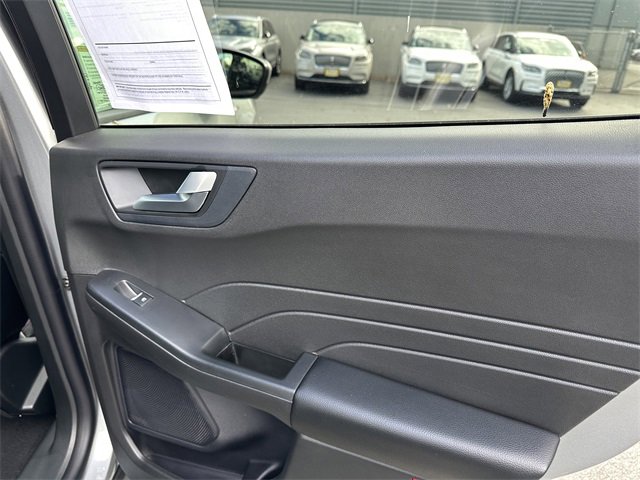 Certified 2024 Ford Escape ST-Line Elite image 40