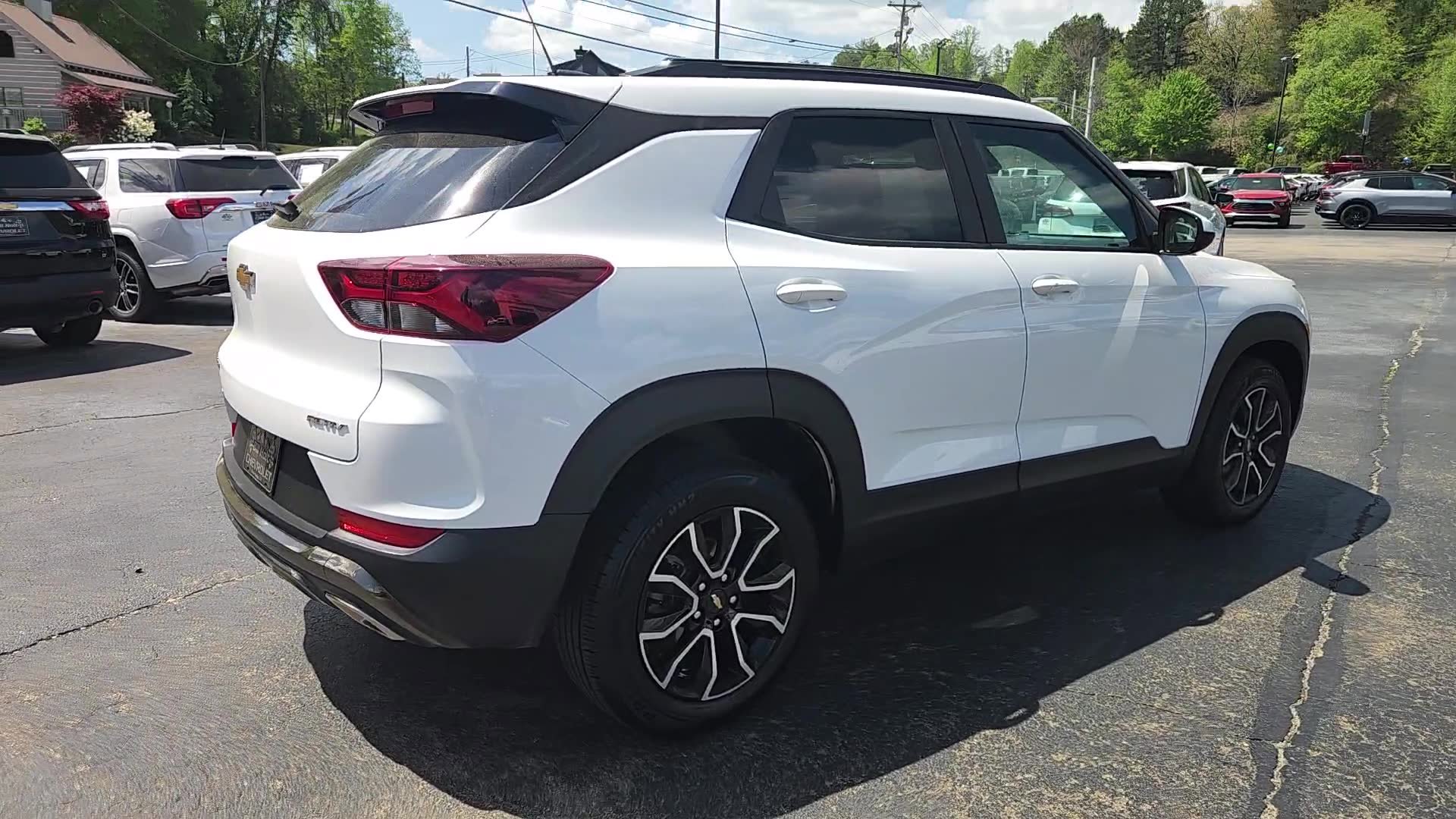 Used 2023 Chevrolet TrailBlazer ACTIV FWD image 16