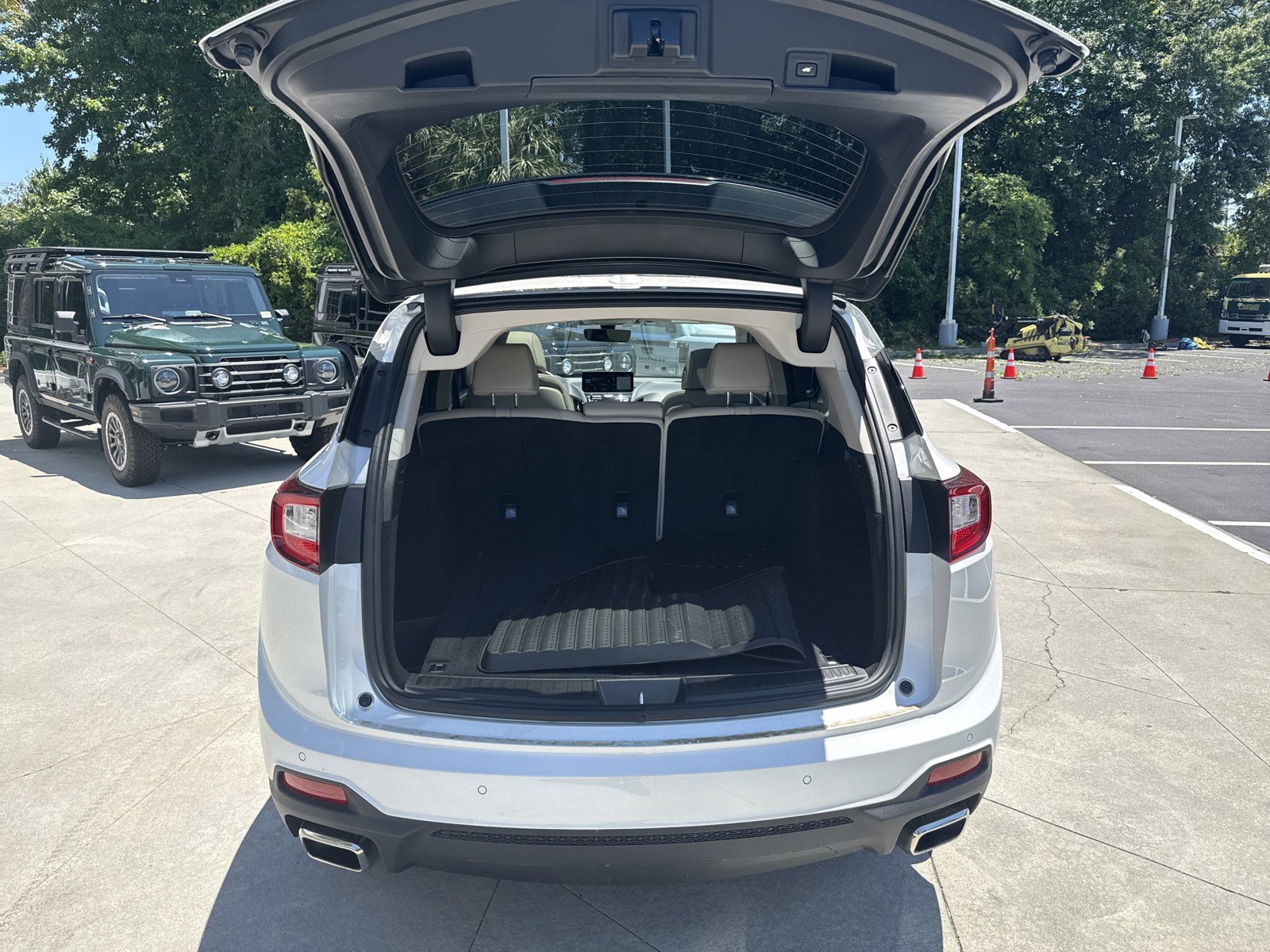 Used 2025 Acura RDX SH-AWD w/ Technology Package image 29