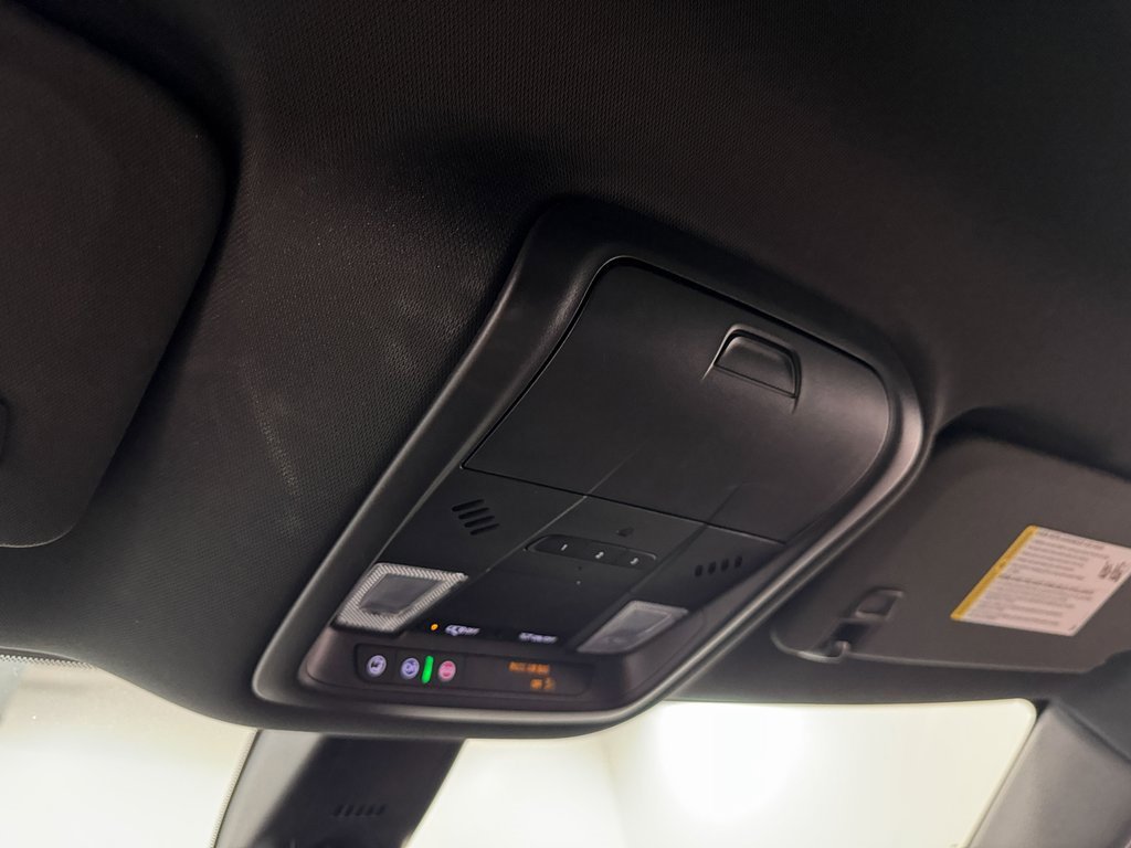 Used 2024 Buick Enclave Premium image 87