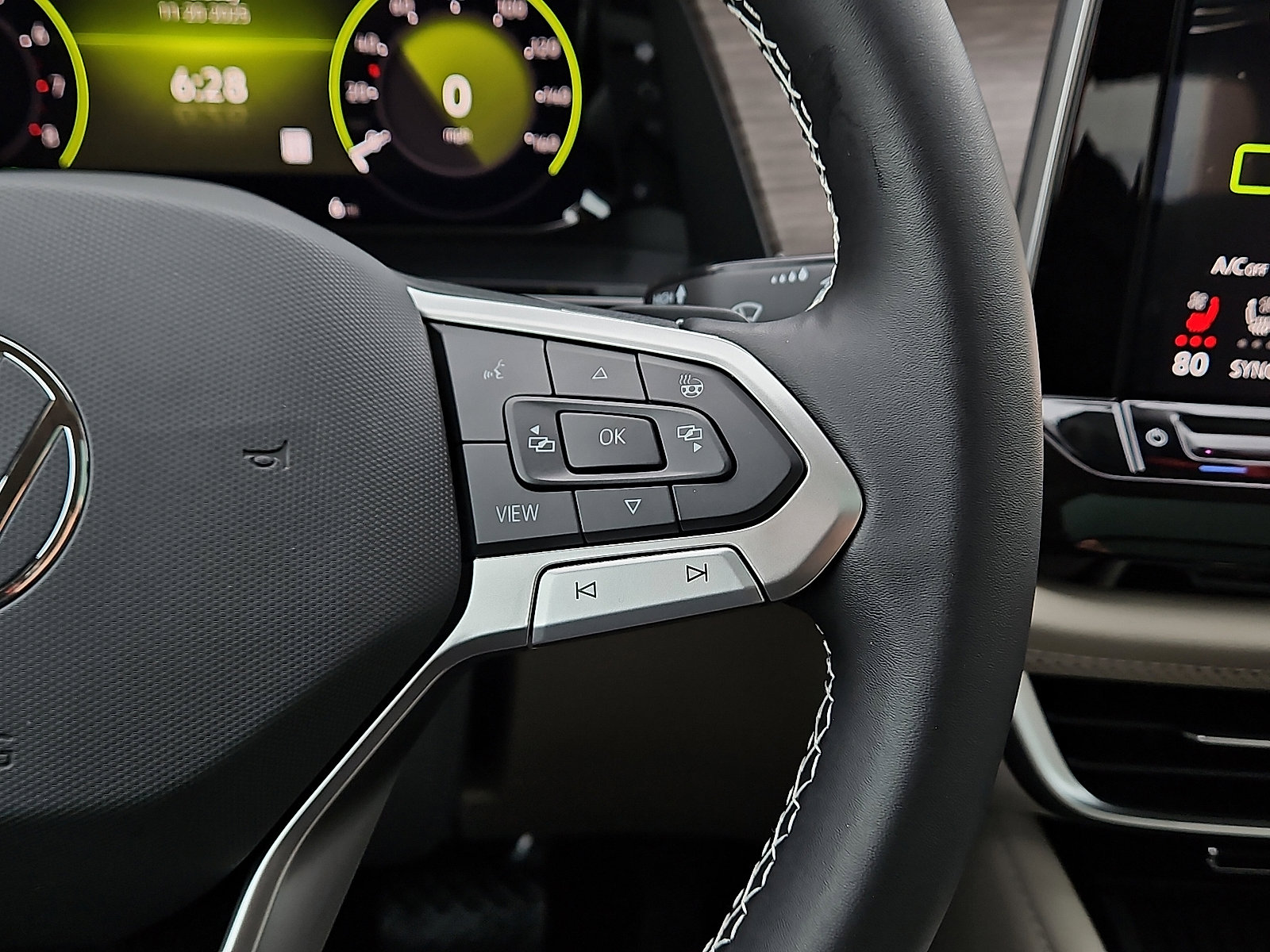 New 2026 Volkswagen Atlas SEL image 20