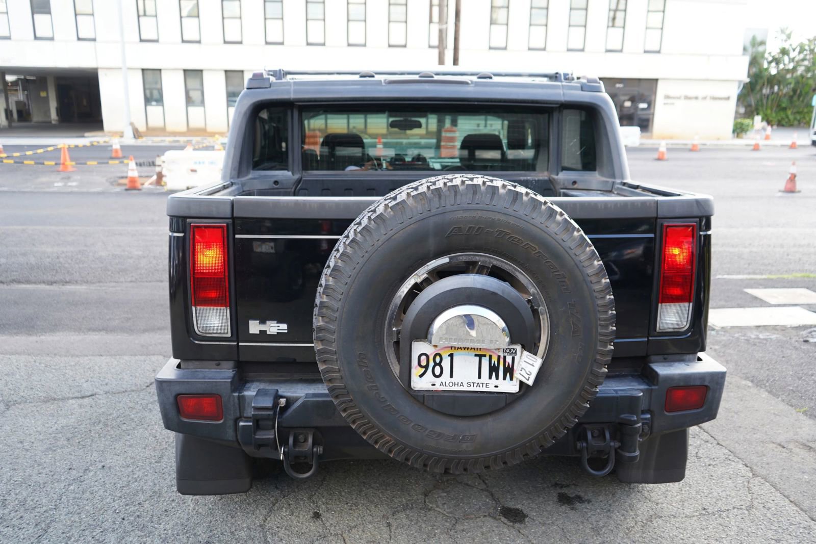 Used 2005 HUMMER H2 SUT w/ Preferred Equipment Group image 24