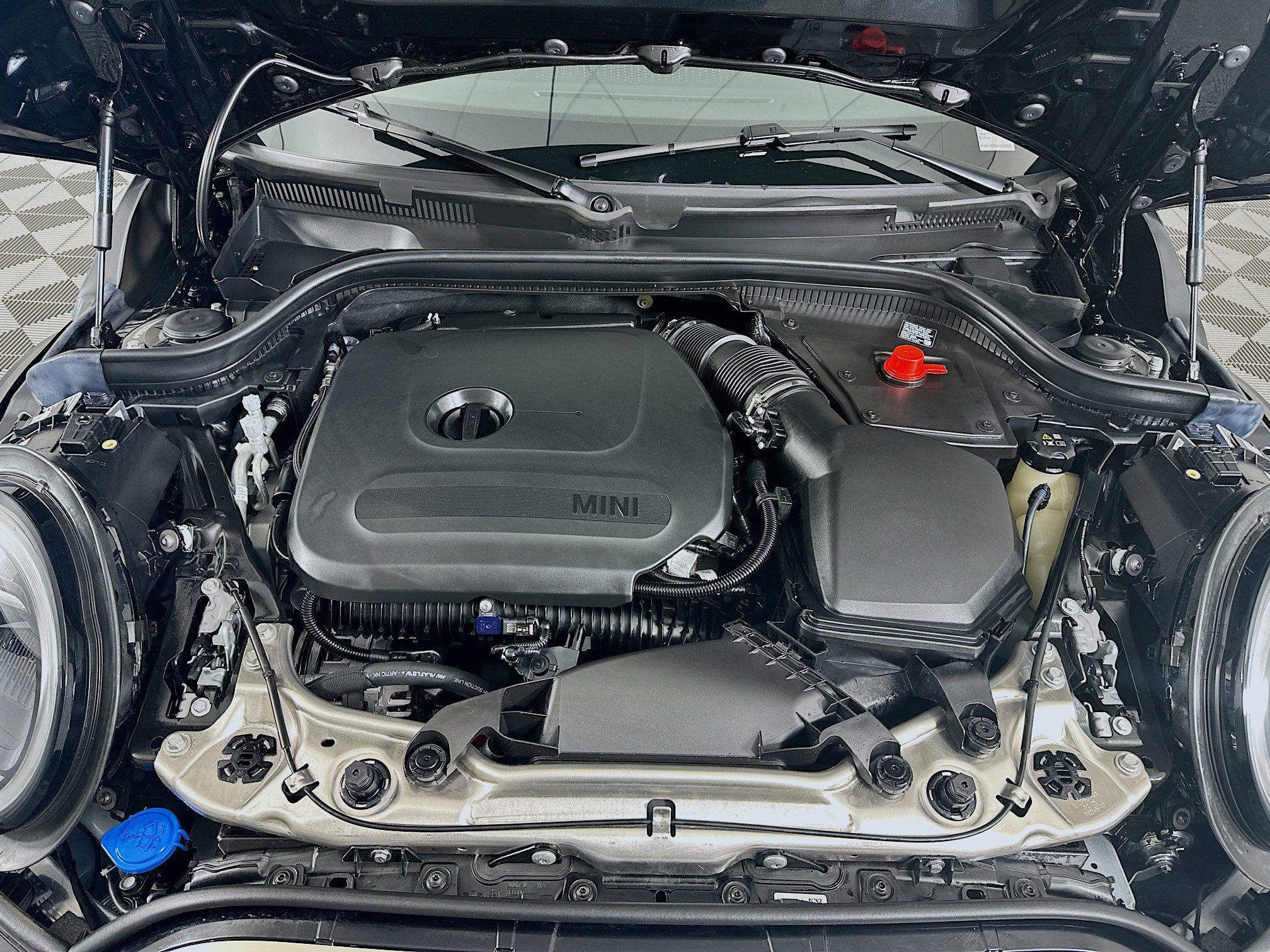 Used 2025 MINI Cooper S image 30