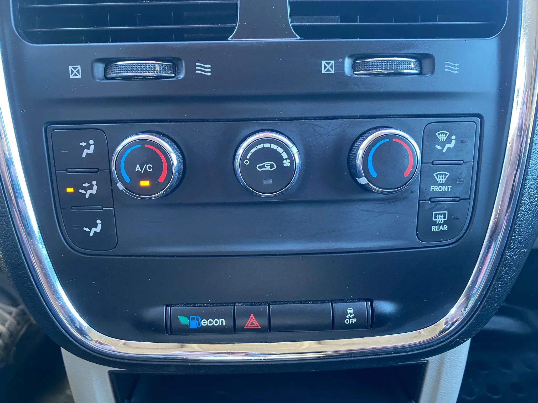 Used 2014 RAM C/V Tradesman FWD image 14