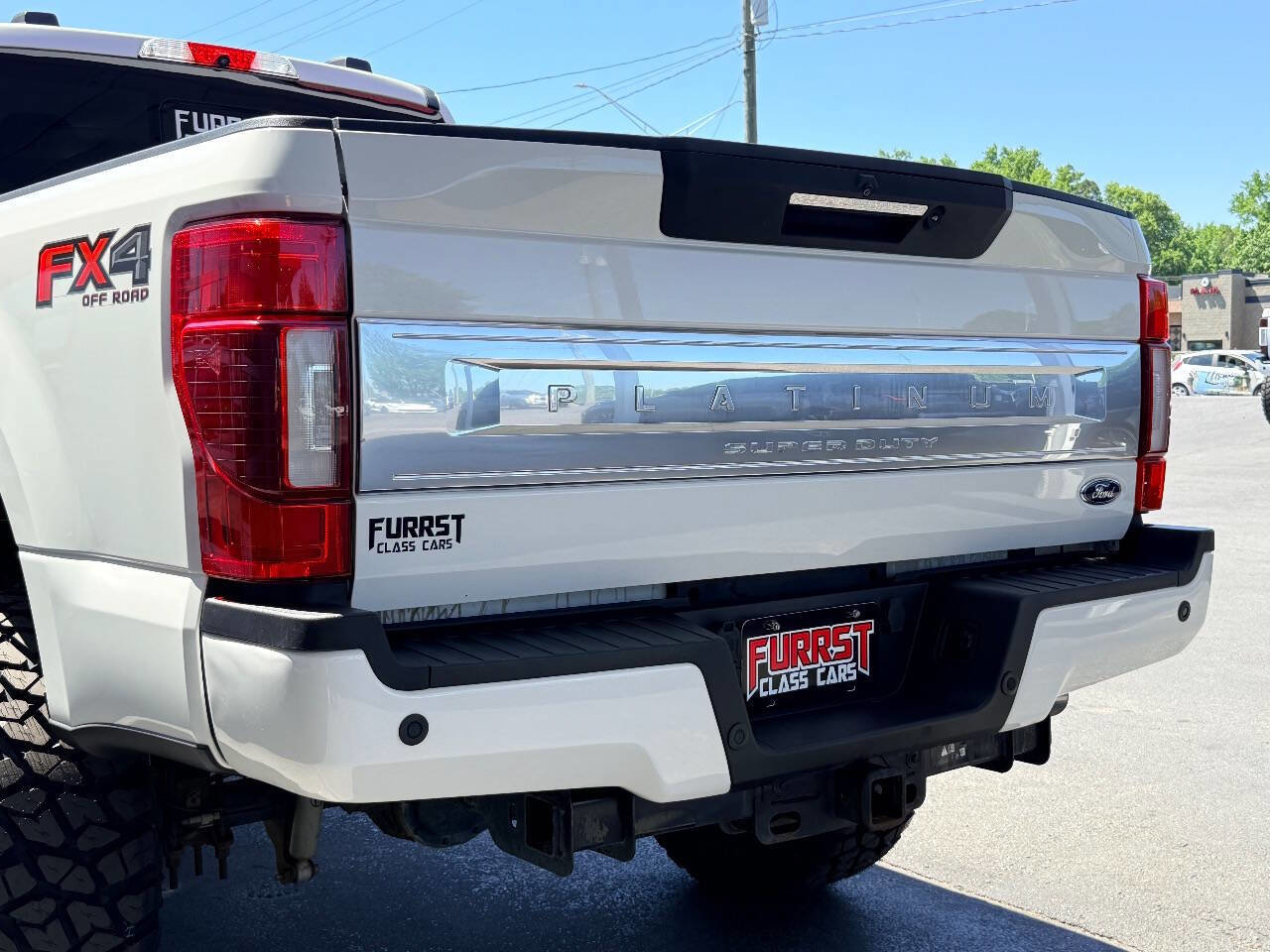Used 2020 Ford F250 Platinum w/ FX4 Off-Road Package AWD/4WD image 9