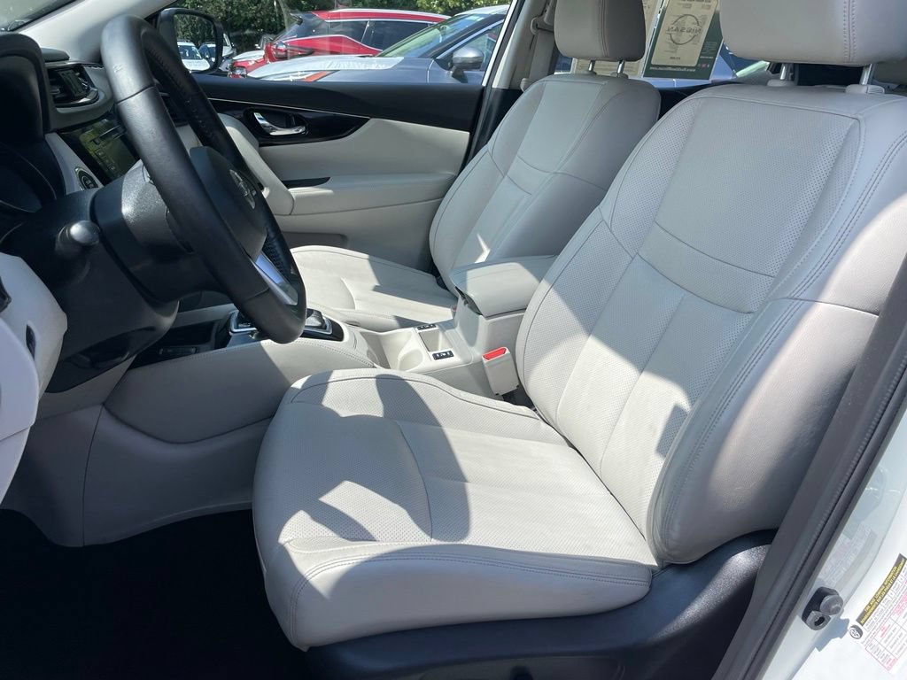 Used 2019 Nissan Rogue Sport SL AWD/4WD image 7