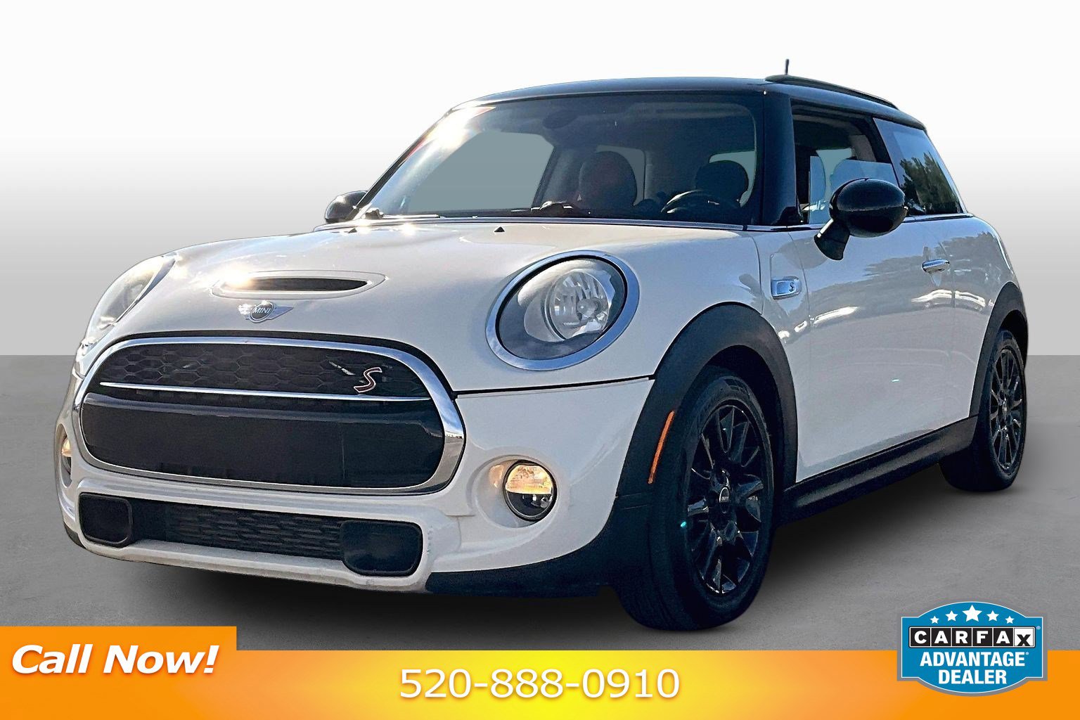 Used 2015 MINI Cooper S image 1
