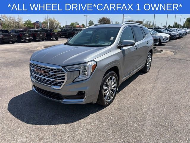 Used 2023 GMC Terrain Denali w/ Denali Premium Package AWD/4WD image 6