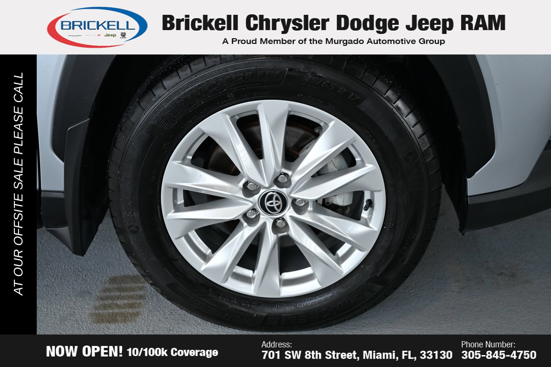 Used 2024 Toyota Corolla Cross LE w/ Moonroof Package FWD image 38