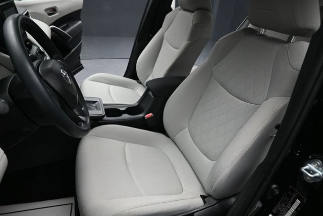 Used 2026 Toyota Corolla Cross L FWD image 16
