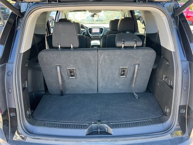Used 2023 GMC Acadia SLE w/ Driver Convenience Package image 18
