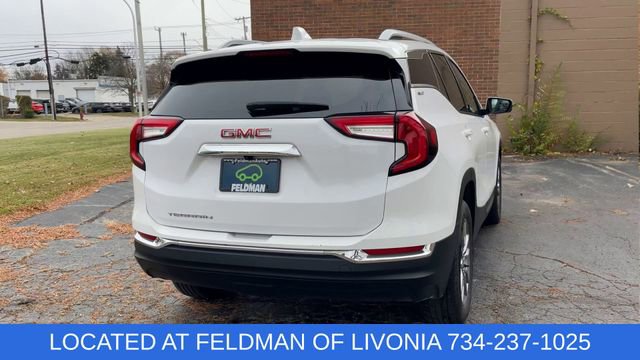 Used 2024 GMC Terrain SLT image 7