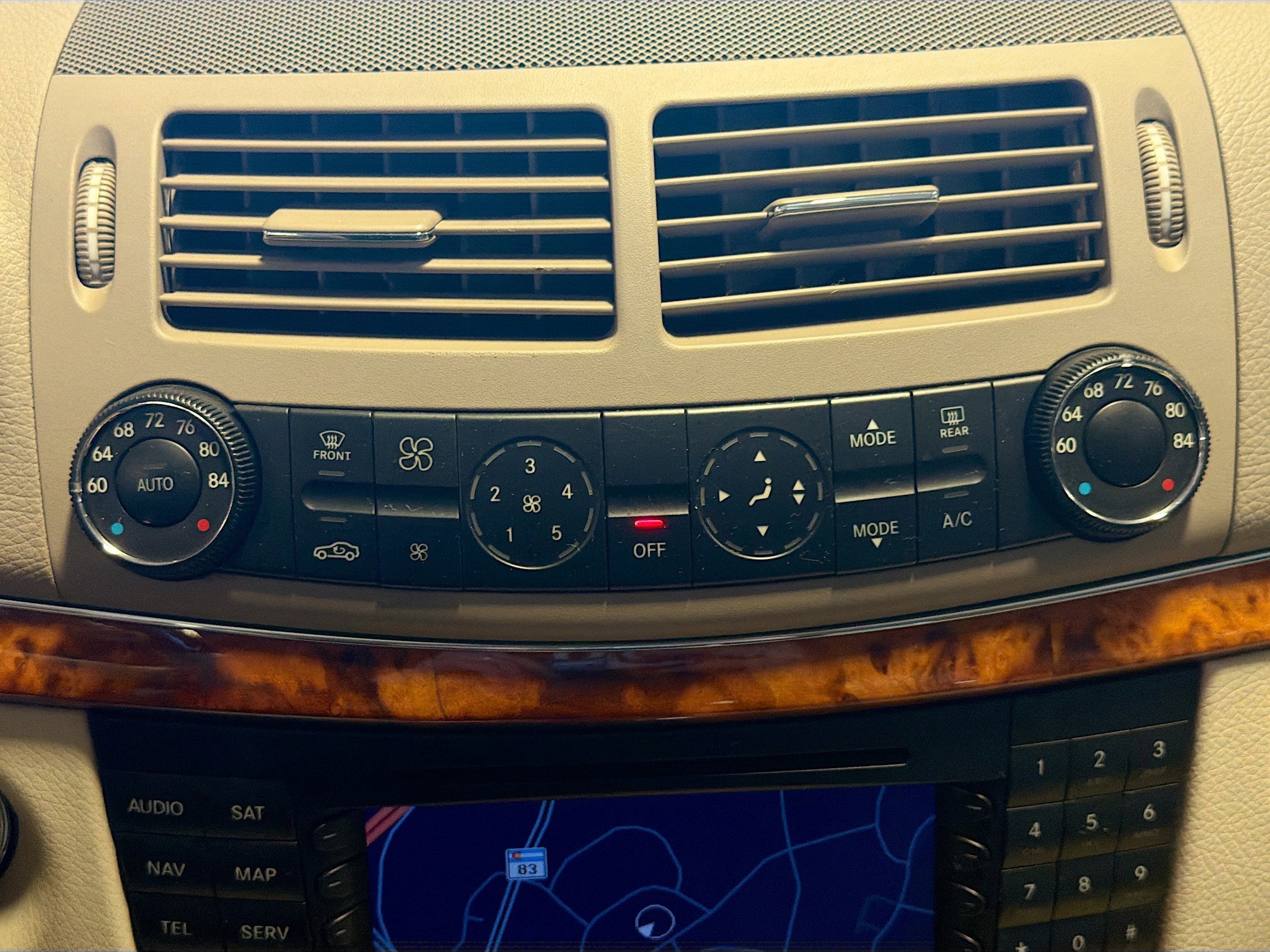 Used 2006 Mercedes-Benz E 350 4MATIC Sedan image 22