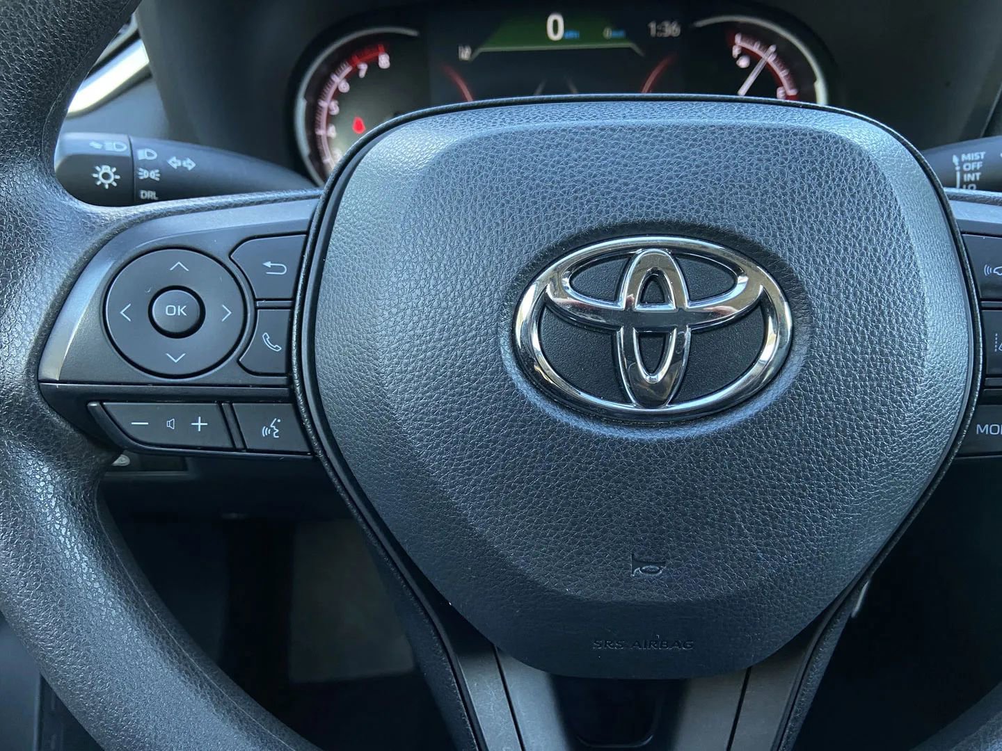 Used 2024 Toyota RAV4 LE AWD/4WD image 11