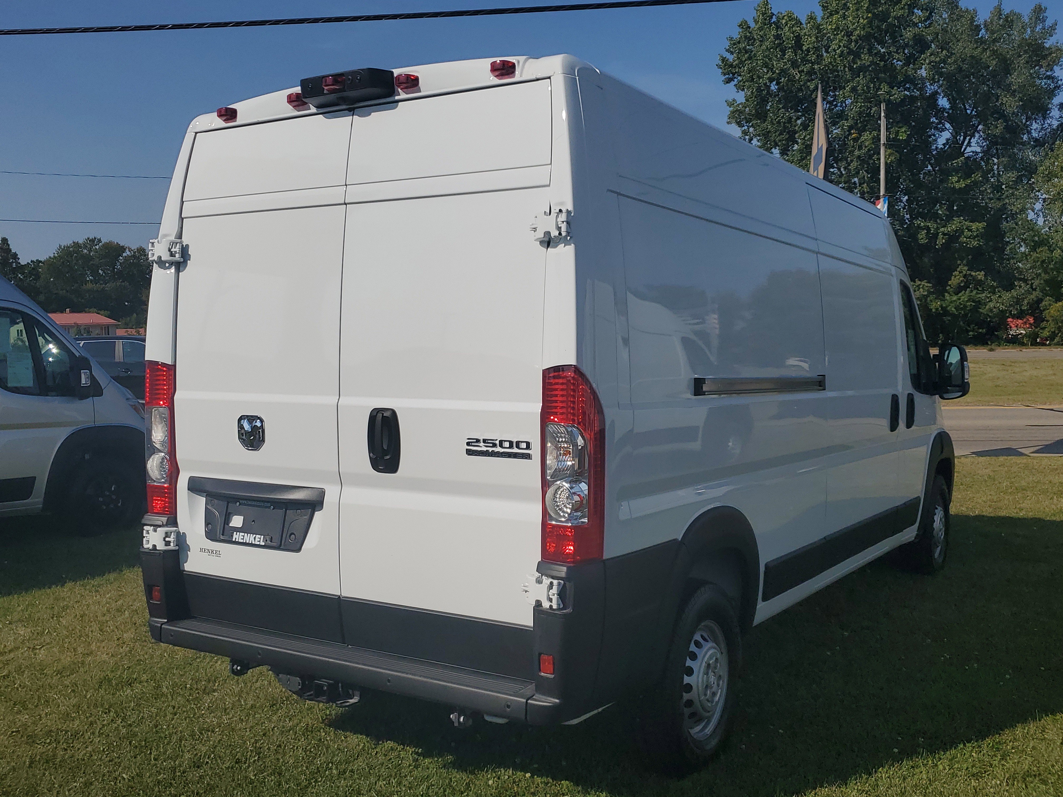 Used 2025 RAM ProMaster 2500 w/ Safety Group image 4