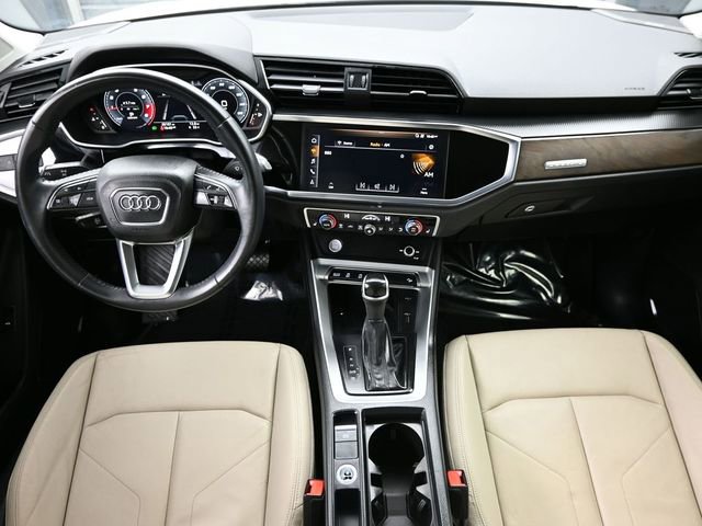 Used 2019 Audi Q3 2.0T Premium Plus w/ Premium Plus Package AWD/4WD image 18