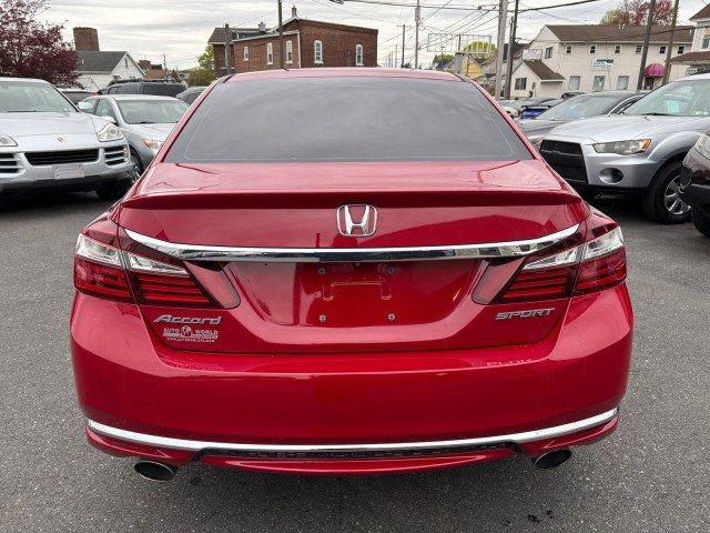 Used 2017 Honda Accord Sport image 23