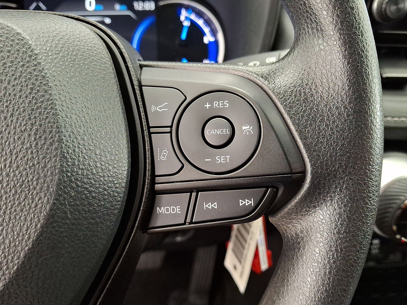 Used 2025 Toyota RAV4 LE AWD/4WD image 10