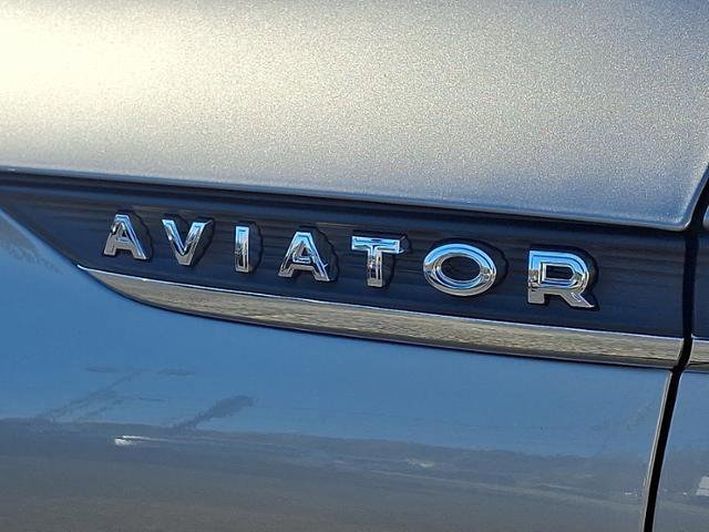 Used 2023 Lincoln Aviator Reserve w/ Equipment Group 201A image 32