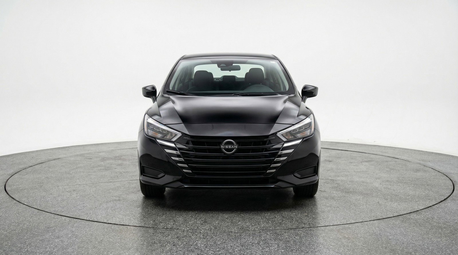 Used 2025 Nissan Versa SV image 2