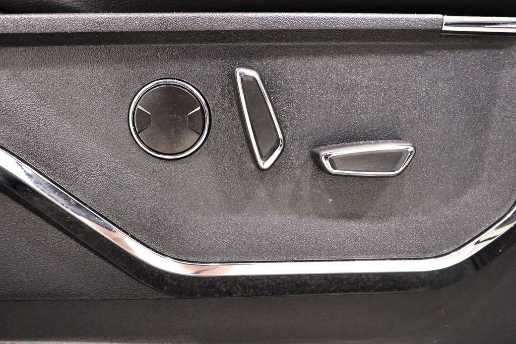 Certified 2023 Ford F150 Lariat w/ Equipment Group 502A High image 19