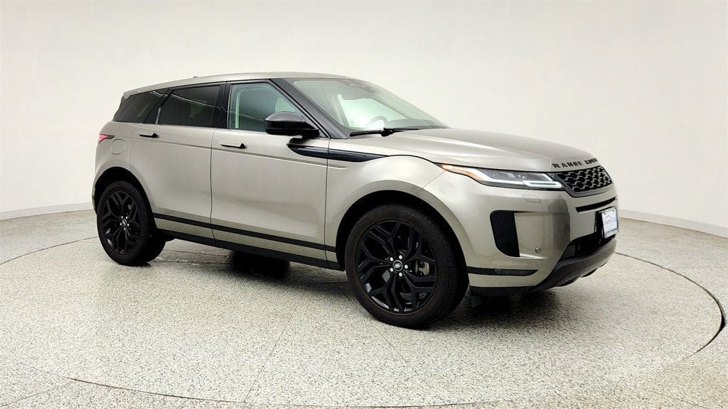 Used 2023 Land Rover Range Rover Evoque SE AWD/4WD image 3