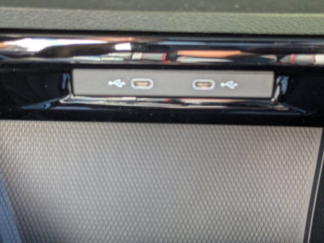 New 2026 Volkswagen GTI SE FWD image 24