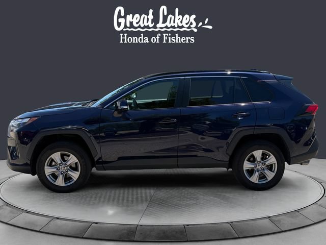 Used 2025 Toyota RAV4 XLE AWD/4WD image 2