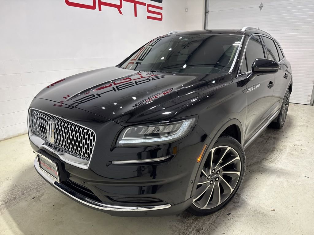 Used 2022 Lincoln Nautilus Reserve w/ Equipment Group 201A AWD/4WD image 2