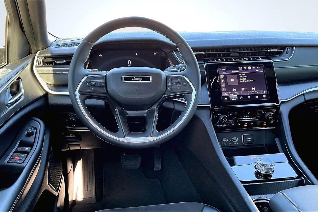 Used 2024 Jeep Grand Cherokee L Altitude image 5