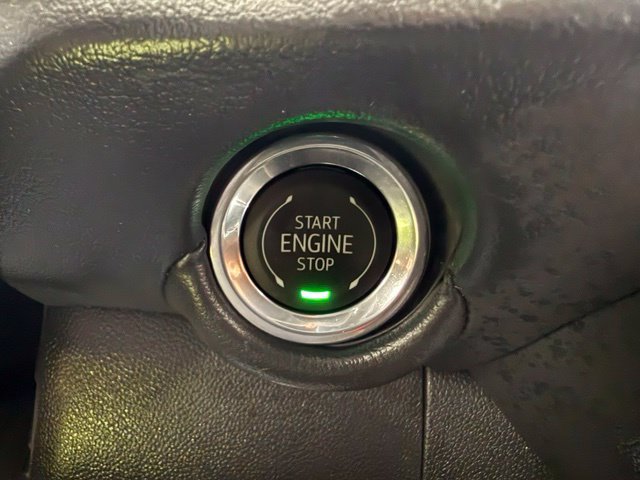 Used 2026 Chevrolet Suburban Premier AWD/4WD image 47