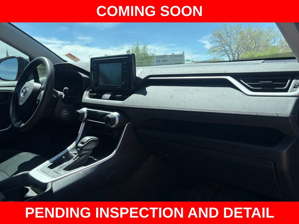 Used 2021 Toyota RAV4 LE w/ Carpet Mat Package (TMS) image 13