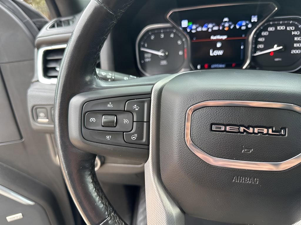 Used 2021 GMC Yukon Denali image 30