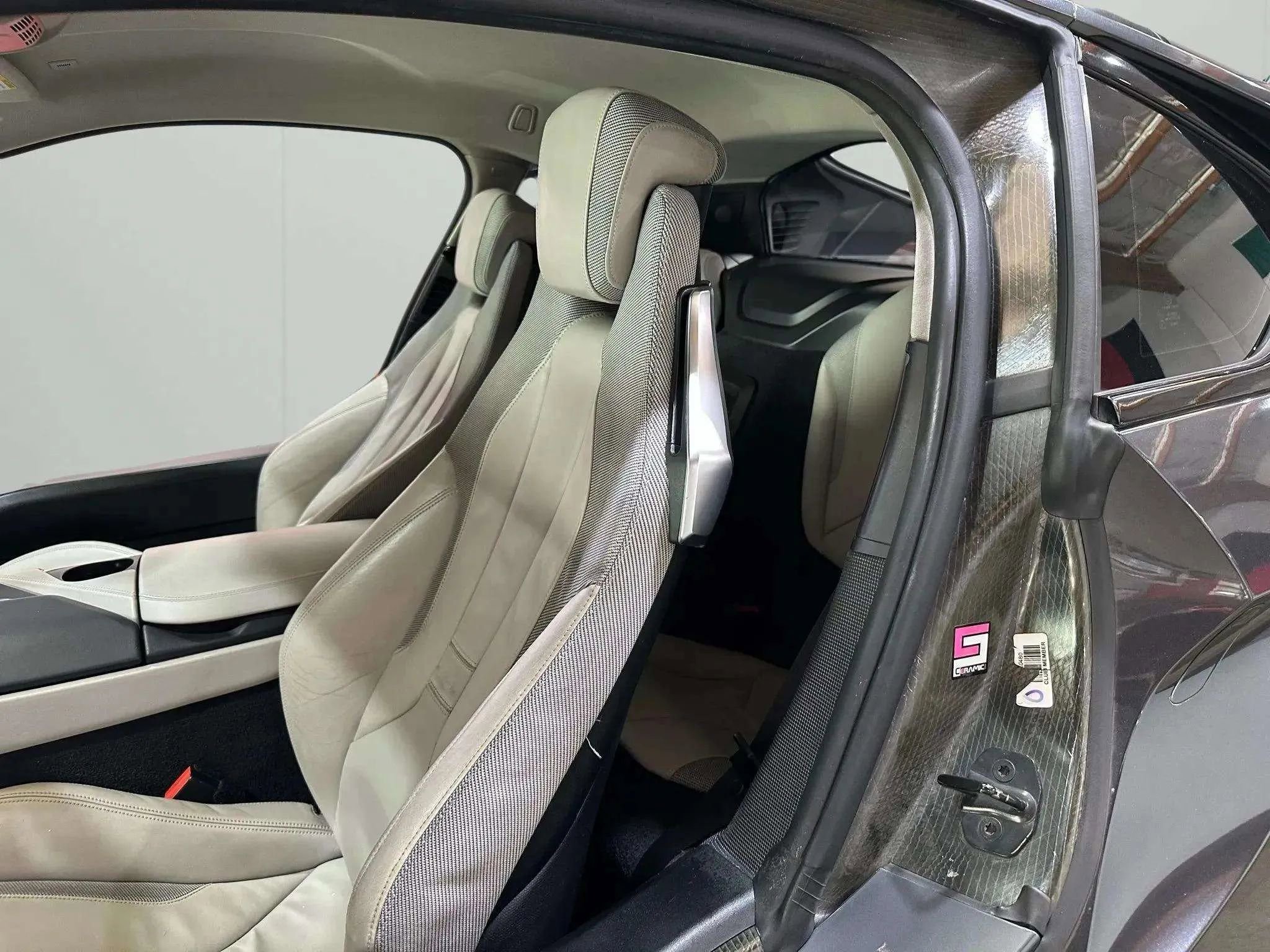 Used 2016 BMW i8 image 33