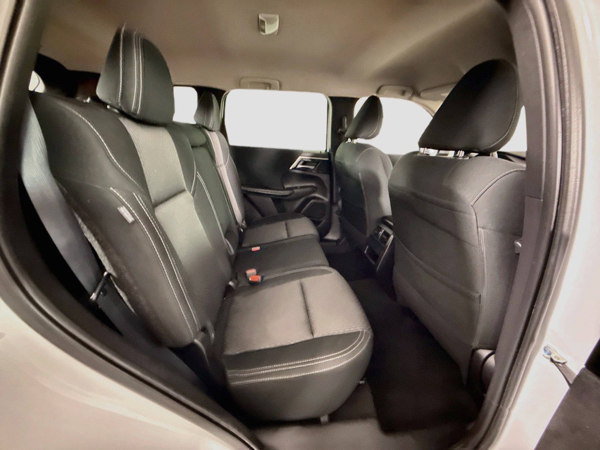 Used 2022 Mitsubishi Outlander ES AWD/4WD image 27