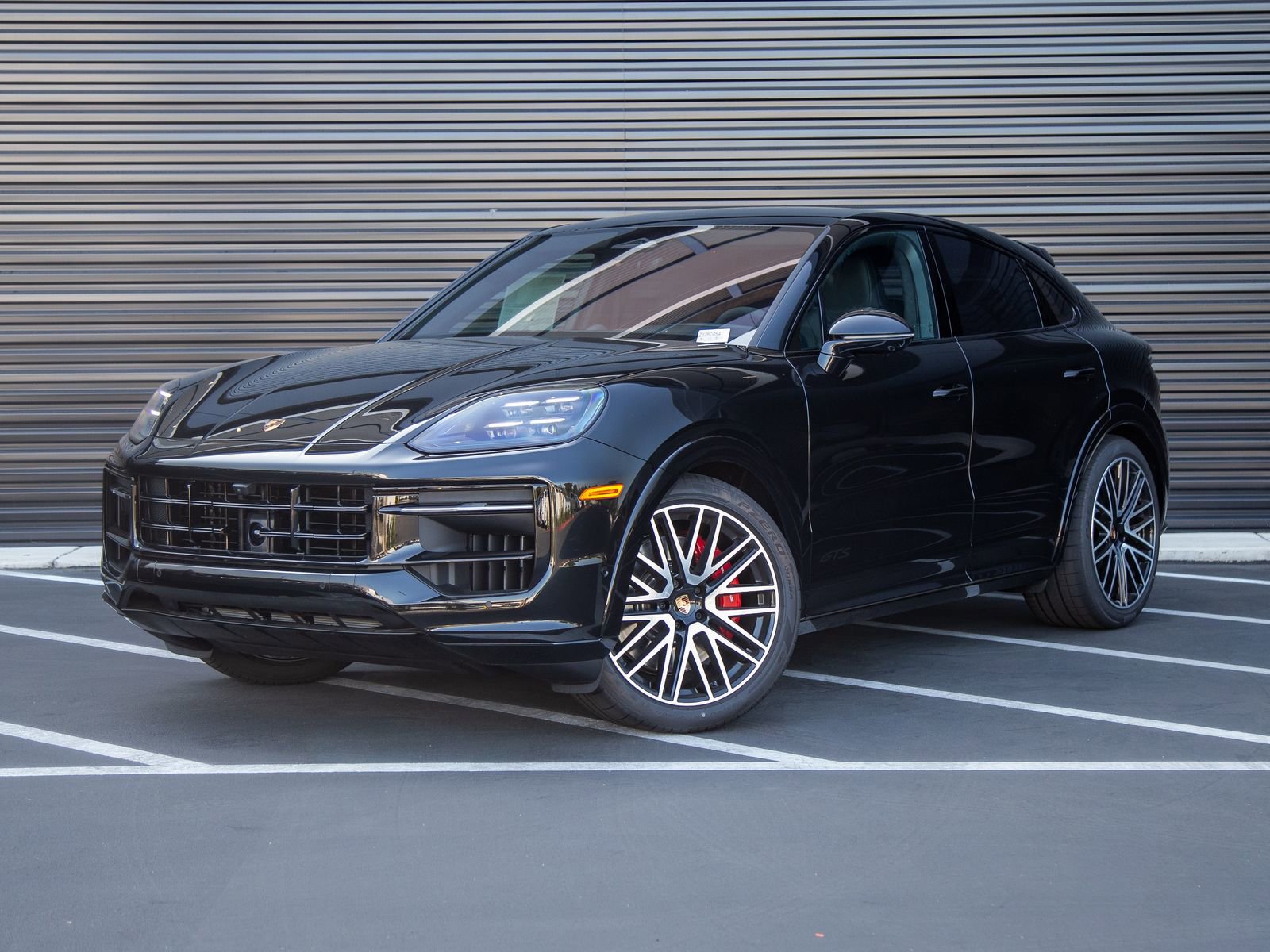 New 2026 Porsche Cayenne GTS AWD/4WD image 1