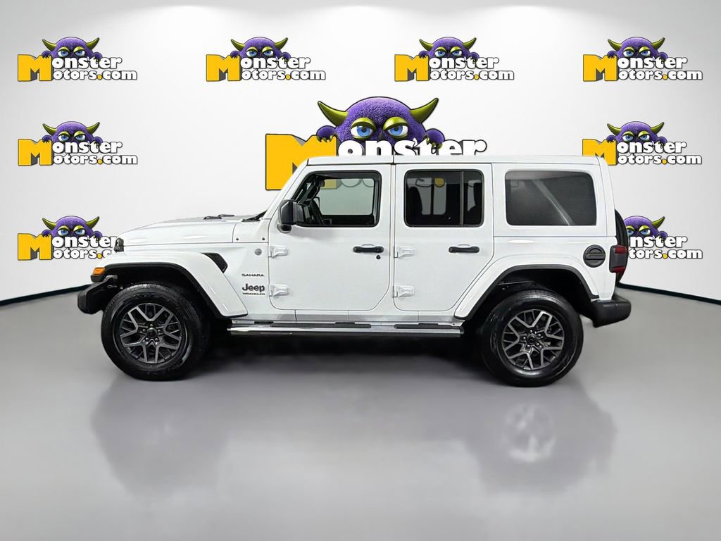 Used 2024 Jeep Wrangler Unlimited Sahara AWD/4WD image 8