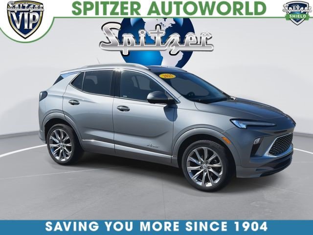 Certified 2025 Buick Encore GX Avenir w/ Avenir Technology Package AWD/4WD image 2