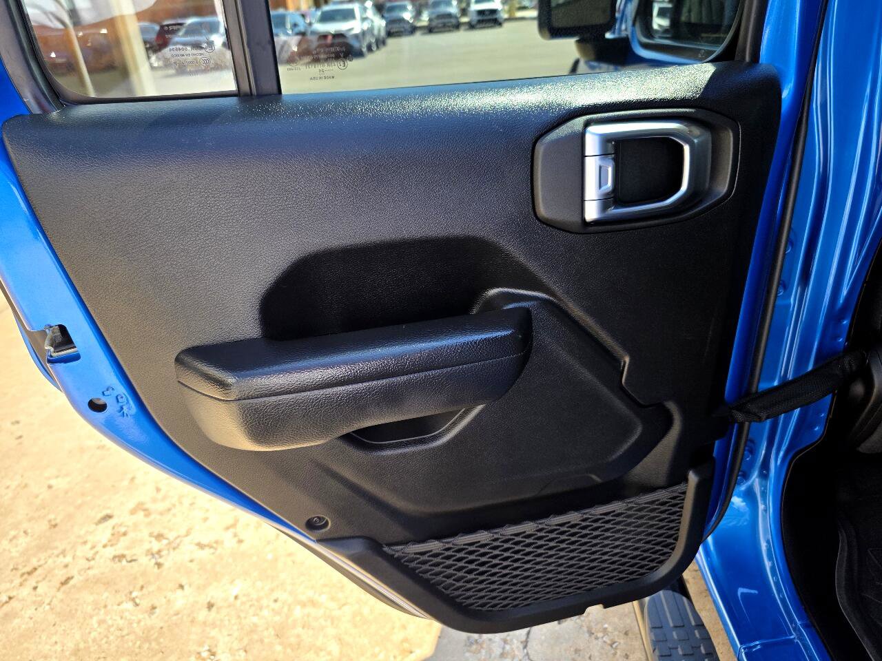 Used 2024 Jeep Gladiator Sport image 23