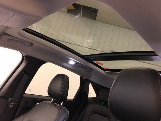 Used 2023 Ford Escape Platinum w/ Premium Technology Package image 28