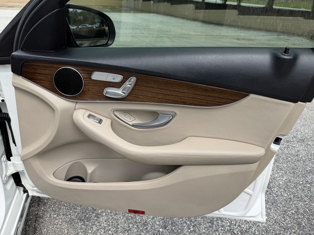 Used 2019 Mercedes-Benz C 300 Sedan w/ Premium Package image 29